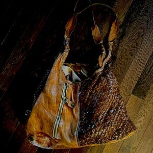 Italian leather bag in good condition.